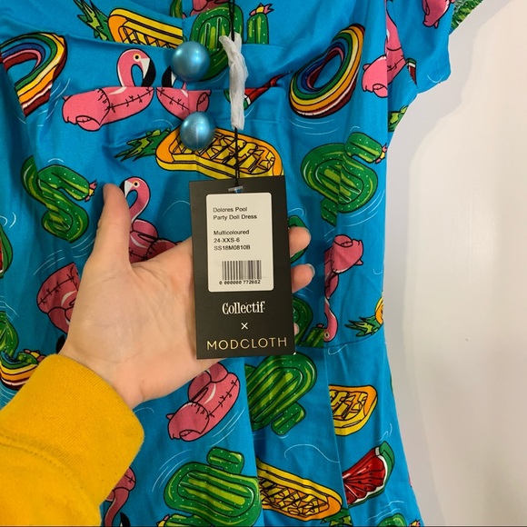 Nwt pool float dress - Picture 3 of 5